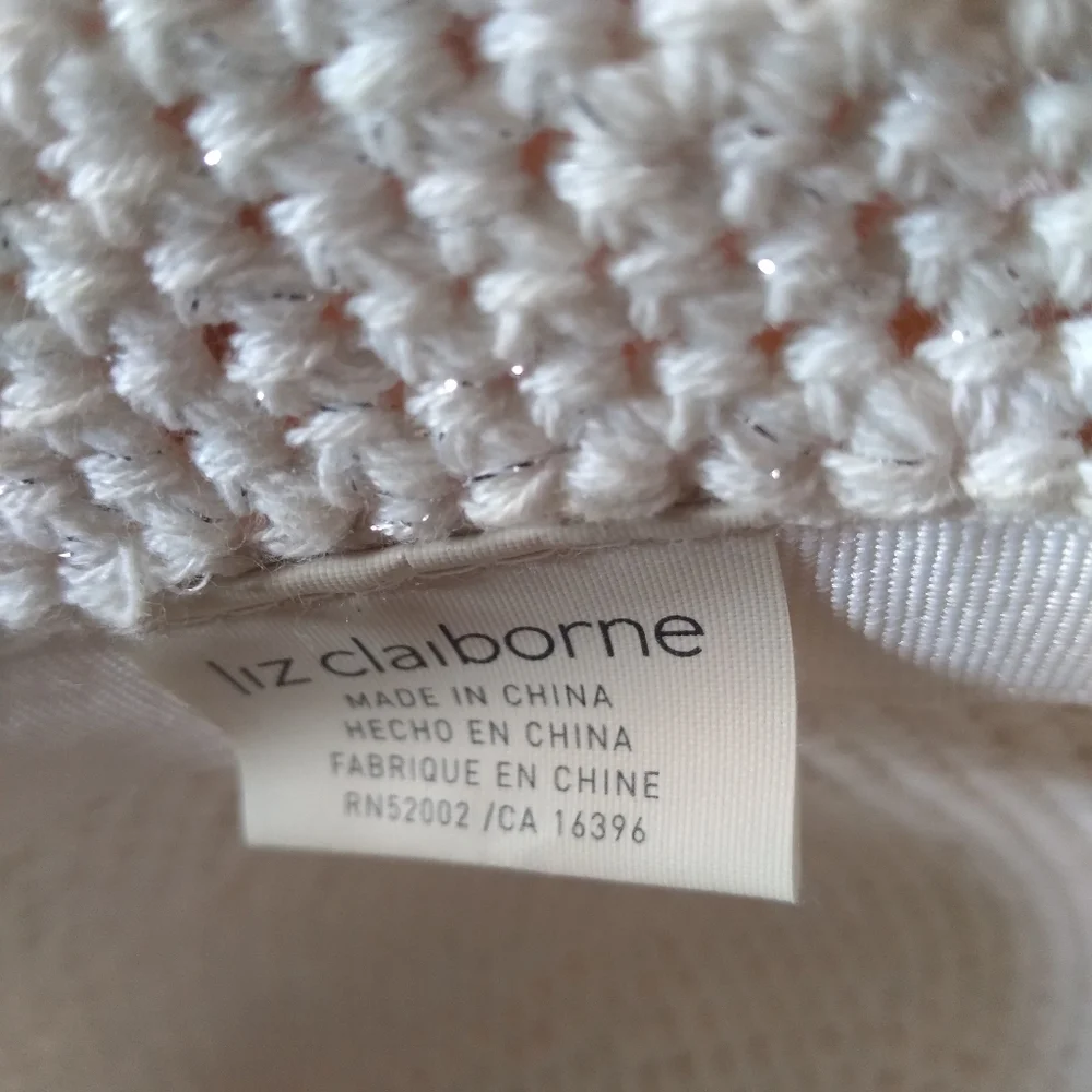 White Sparkle Knit Hat w/ Flower Detail | Size OS
